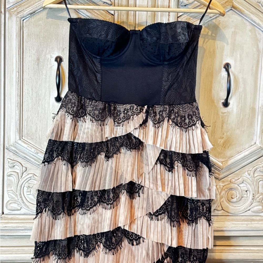 H&M Black and Cream Strapless Babydoll Dress